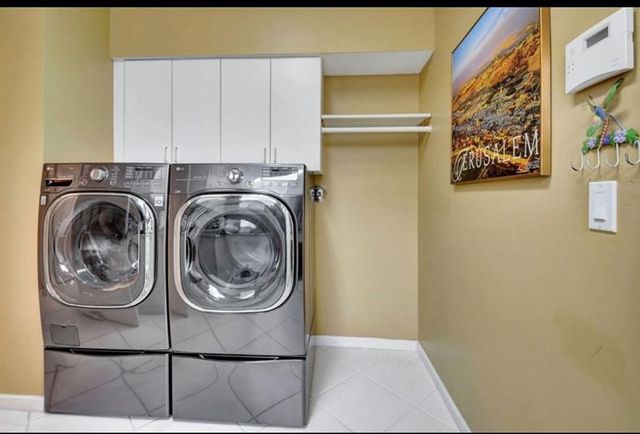 13245 Alhambra Lake Circle, Delray Beach, FL 33446