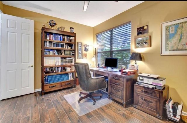 13245 Alhambra Lake Circle, Delray Beach, FL 33446