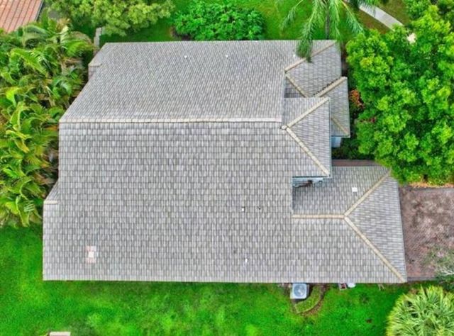 13245 Alhambra Lake Circle, Delray Beach, FL 33446