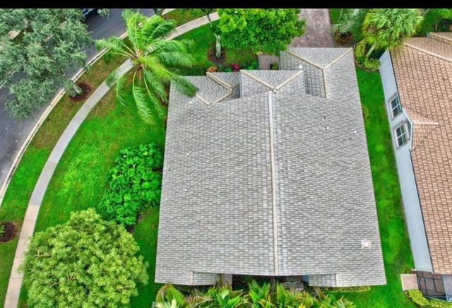 13245 Alhambra Lake Circle, Delray Beach, FL 33446