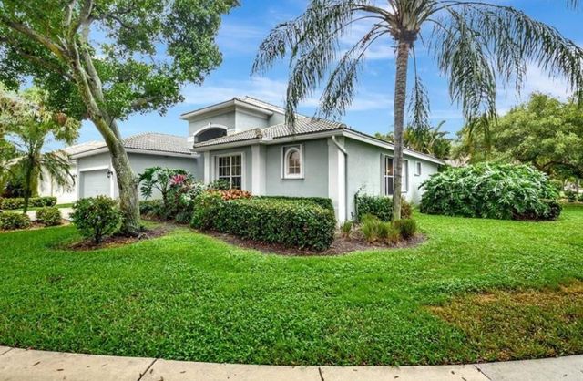 13245 Alhambra Lake Circle, Delray Beach, FL 33446