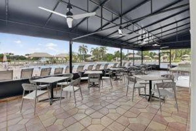 13245 Alhambra Lake Circle, Delray Beach, FL 33446