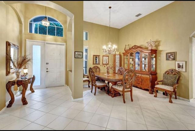 13245 Alhambra Lake Circle, Delray Beach, FL 33446