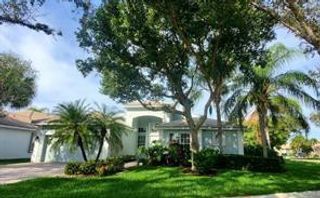 13245 Alhambra Lake Circle, Delray Beach, FL 33446