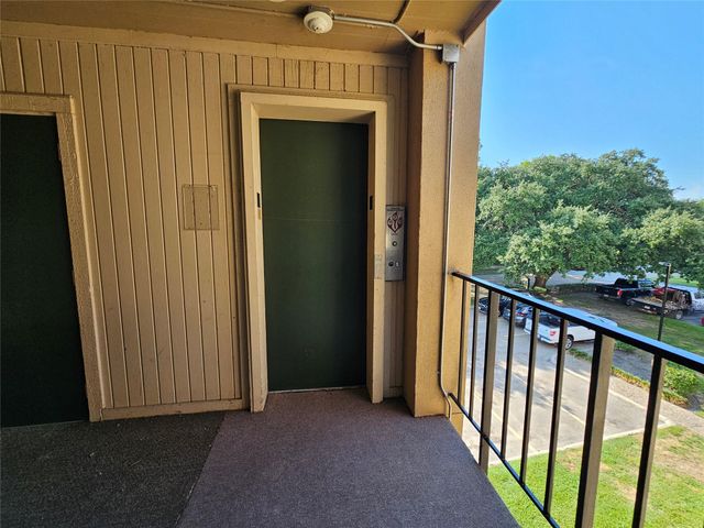 12600 Melville Drive 321B, Montgomery, TX 77356