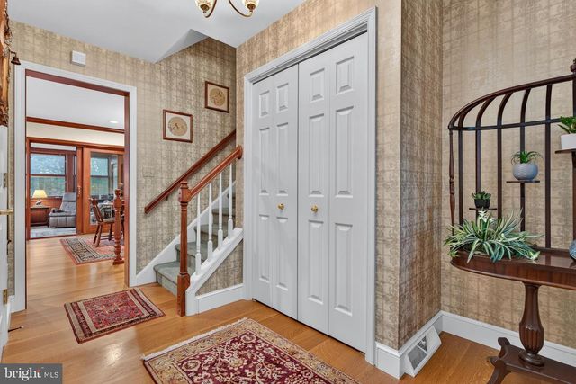 56 N WHISPER LN, New Holland, PA 17557
