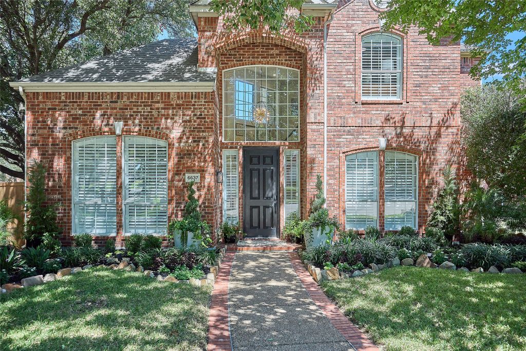 6637 Oakmont Court, Plano, TX 75093 — photo 2