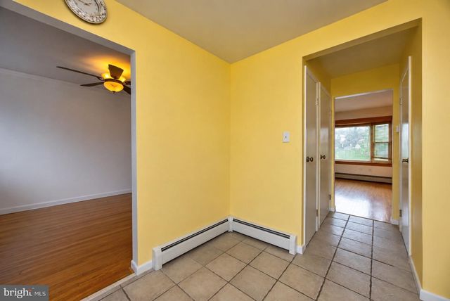 728 PENNBROOK AVE, Lansdale, PA 19446