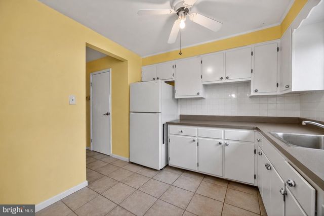728 PENNBROOK AVE, Lansdale, PA 19446