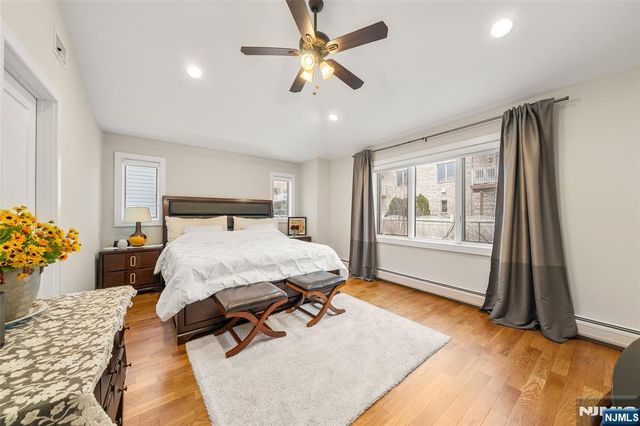 532 6th Street A, Palisades Park, NJ 07650