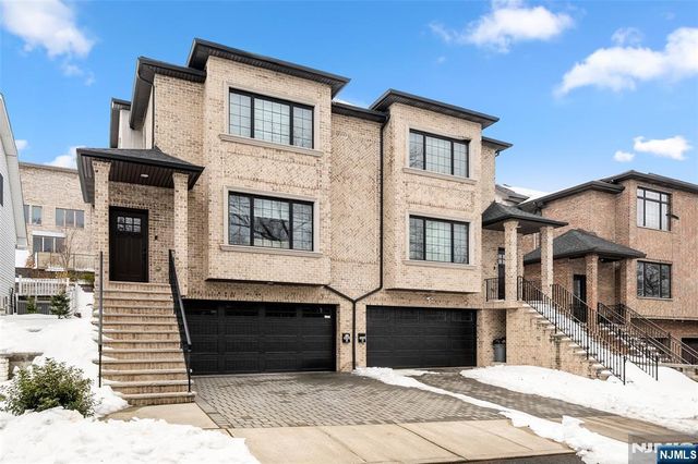 532 6th Street A, Palisades Park, NJ 07650