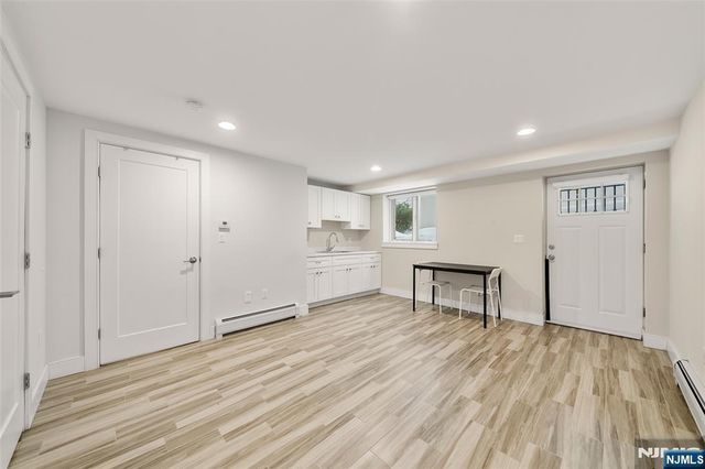 532 6th Street A, Palisades Park, NJ 07650