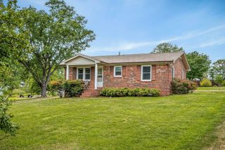 541 Cooper St, Smithville, TN 37166