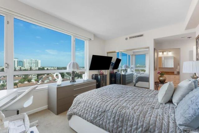 3890 Nobel Drive 802, San Diego, CA 92122