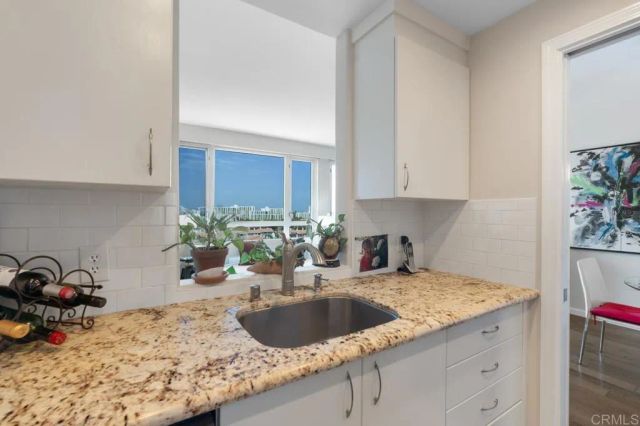 3890 Nobel Drive 802, San Diego, CA 92122