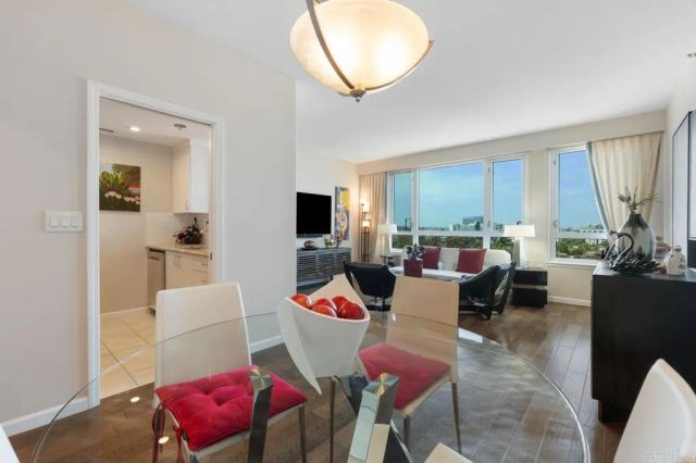 3890 Nobel Drive 802, San Diego, CA 92122