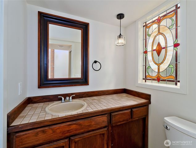 210 141st Avenue NE, Bellevue, WA 98007