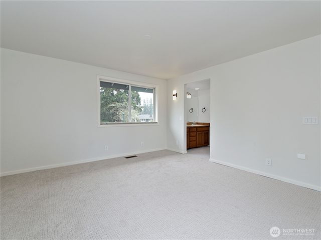 210 141st Avenue NE, Bellevue, WA 98007