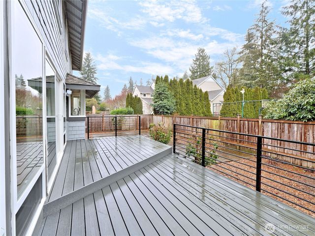 210 141st Avenue NE, Bellevue, WA 98007