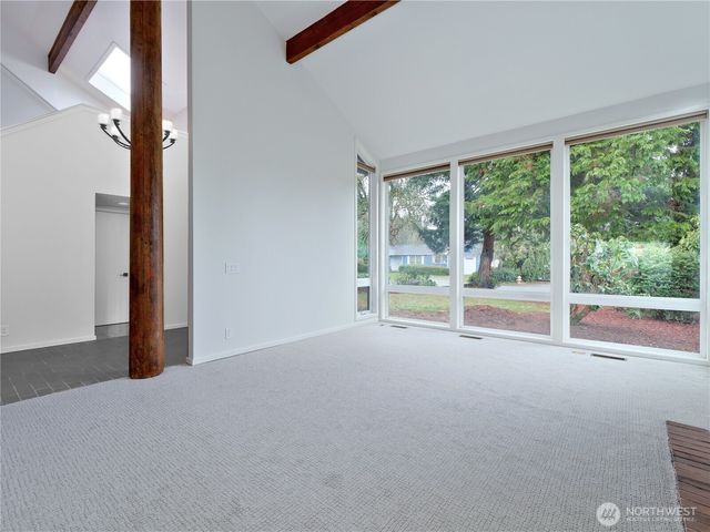 210 141st Avenue NE, Bellevue, WA 98007