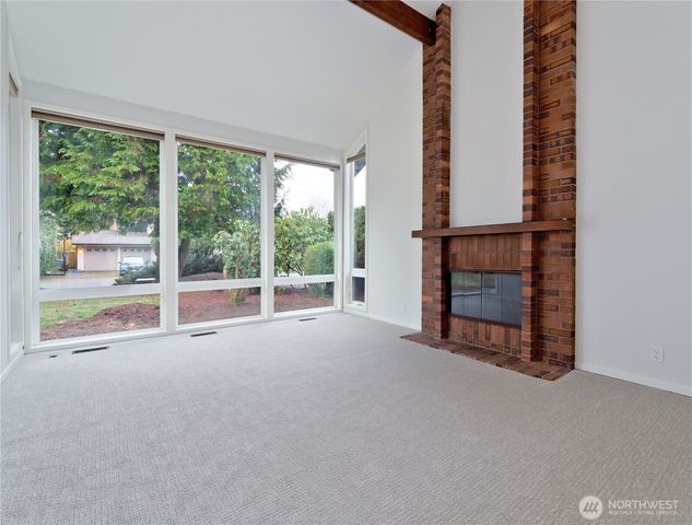 210 141st Avenue NE, Bellevue, WA 98007