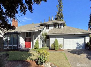 210 141st Avenue NE, Bellevue, WA 98007