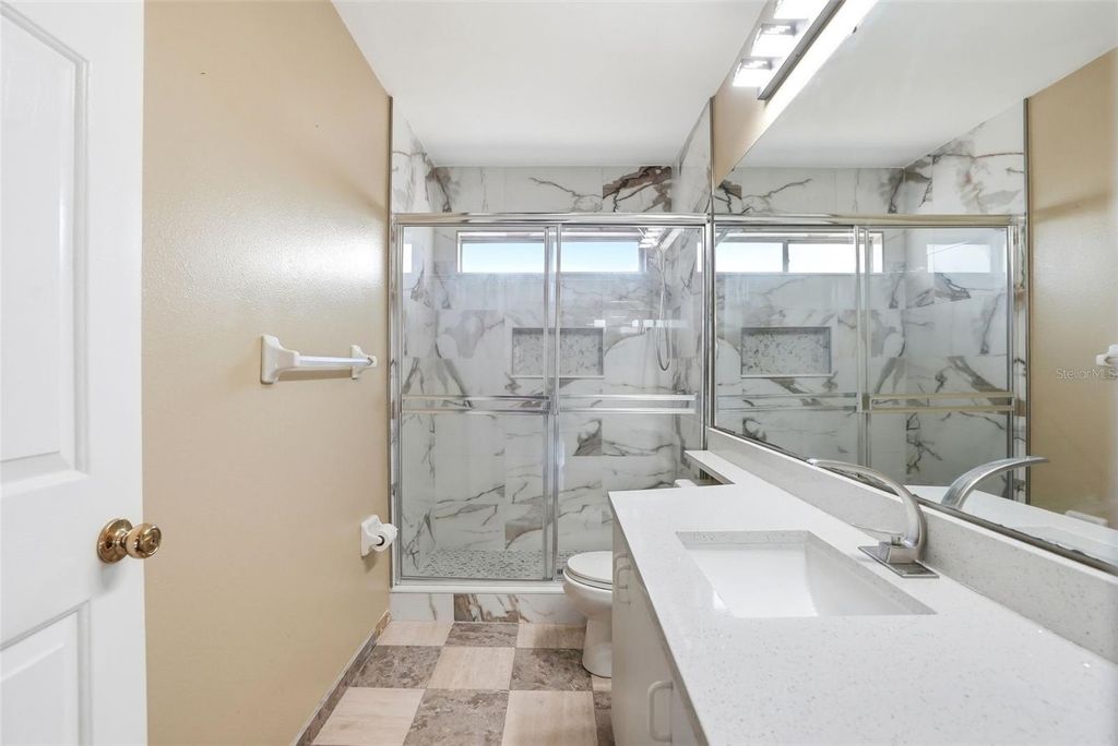 Image 12 of property listing at 14536 GRASSY COVE CIRCLE, Orlando, FL 32824