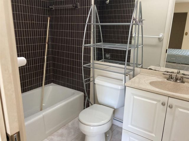 3500 EL CONQUISTADOR PARKWAY 129, Bradenton, FL 34210