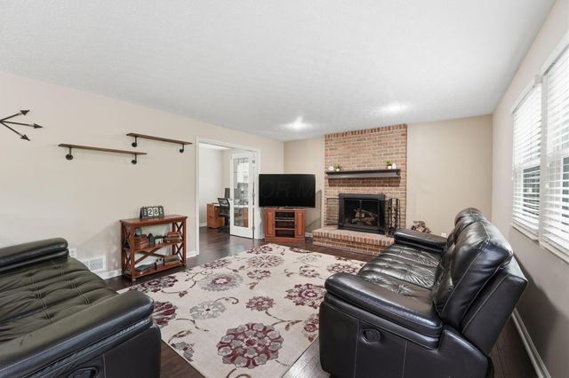 5233 Nightshadow Drive, Westerville, OH 43081