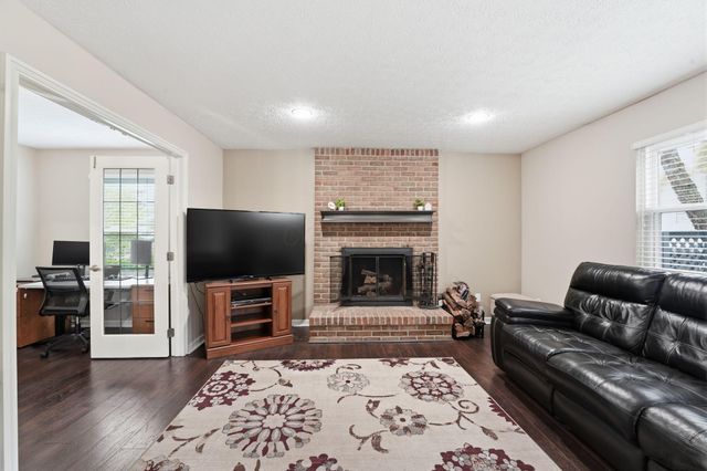 5233 Nightshadow Drive, Westerville, OH 43081