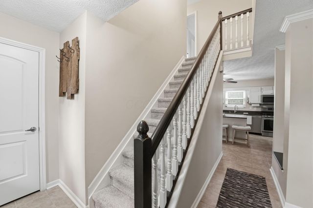 5233 Nightshadow Drive, Westerville, OH 43081