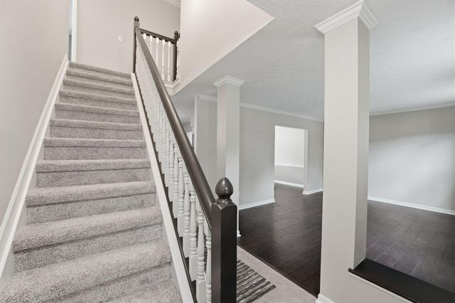 5233 Nightshadow Drive, Westerville, OH 43081