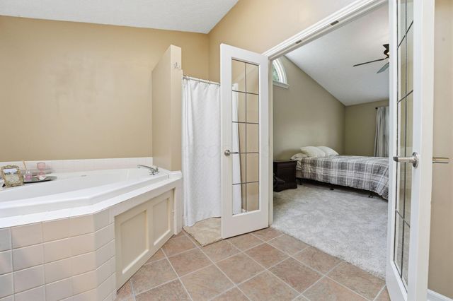 5233 Nightshadow Drive, Westerville, OH 43081