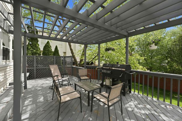 5233 Nightshadow Drive, Westerville, OH 43081