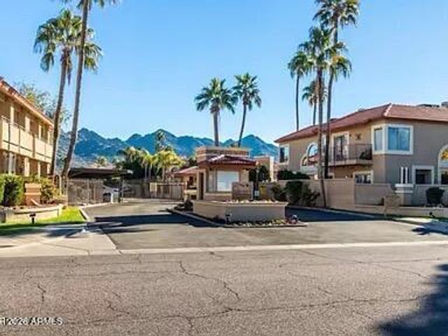 10232 N 12TH Court, Phoenix, AZ 85020