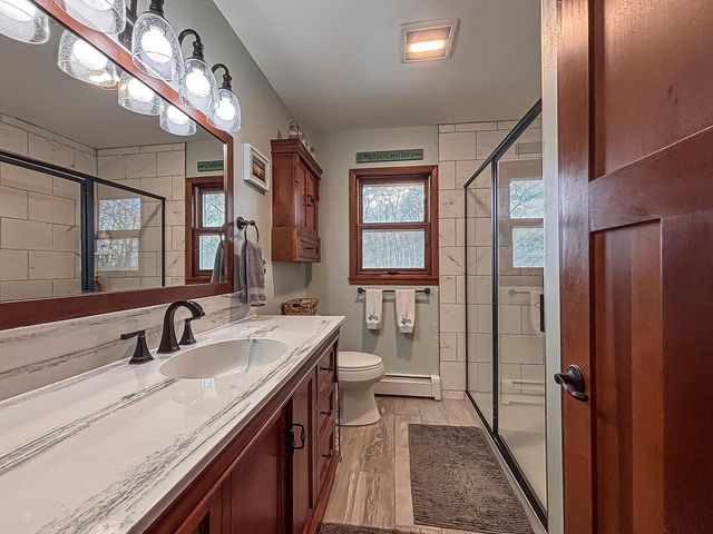 28808 Grove LANE, Waterford, WI 53185