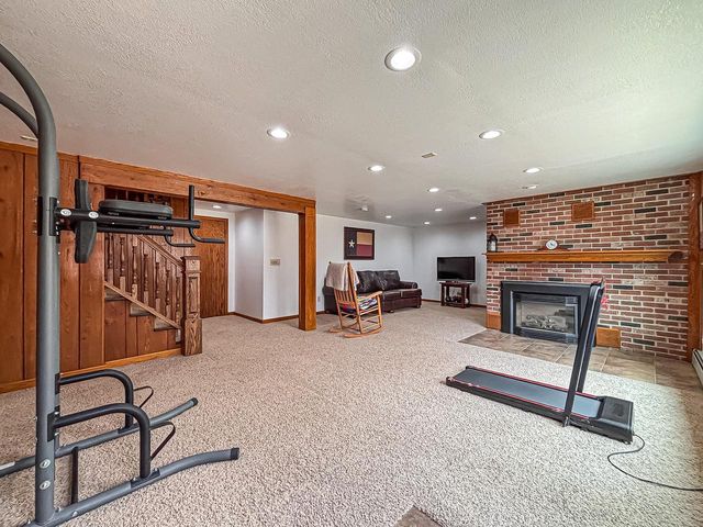 28808 Grove LANE, Waterford, WI 53185