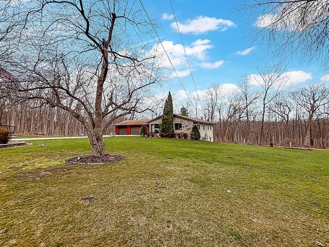 28808 Grove LANE, Waterford, WI 53185