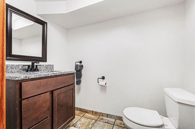 739 Old Gate Road NW, Grand Rapids, MI 49504