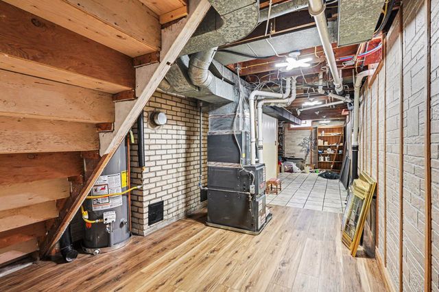 739 Old Gate Road NW, Grand Rapids, MI 49504