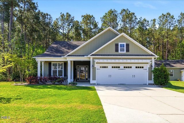 111 W Huckleberry Way, Rocky Point, NC 28457