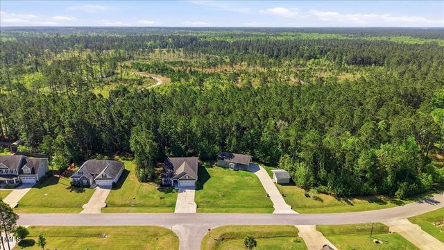 111 W Huckleberry Way, Rocky Point, NC 28457