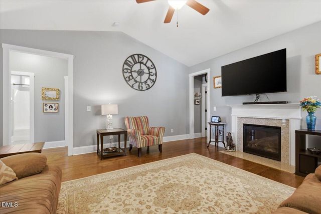 111 W Huckleberry Way, Rocky Point, NC 28457