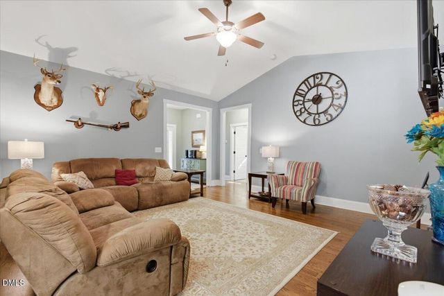 111 W Huckleberry Way, Rocky Point, NC 28457