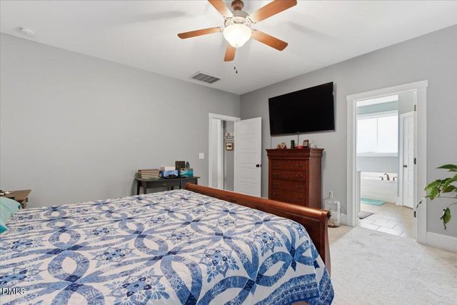 111 W Huckleberry Way, Rocky Point, NC 28457