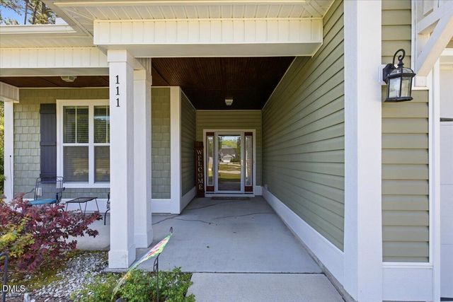 111 W Huckleberry Way, Rocky Point, NC 28457