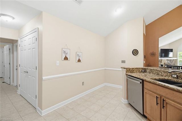 5559 Prosperity View Drive 1, Charlotte, NC 28269