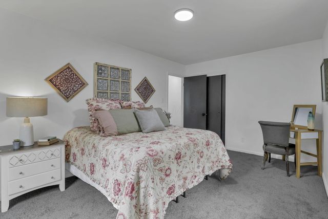 4636 Dundee Avenue, Columbus, OH 43227