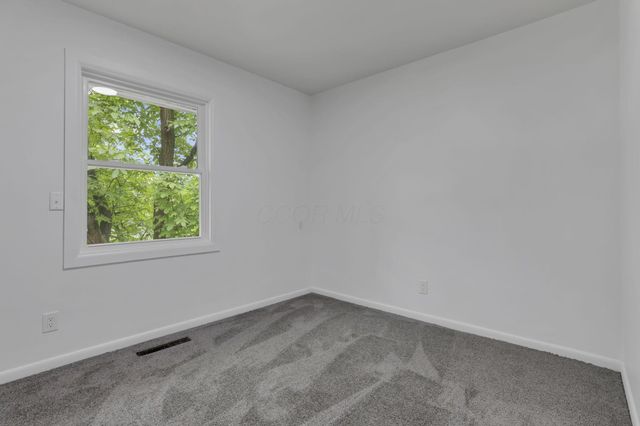 4636 Dundee Avenue, Columbus, OH 43227