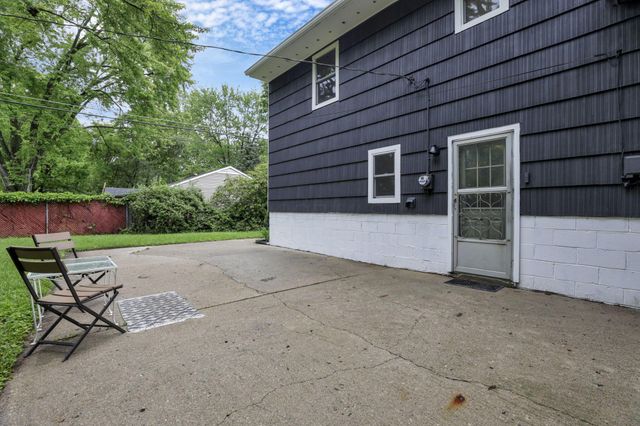 4636 Dundee Avenue, Columbus, OH 43227